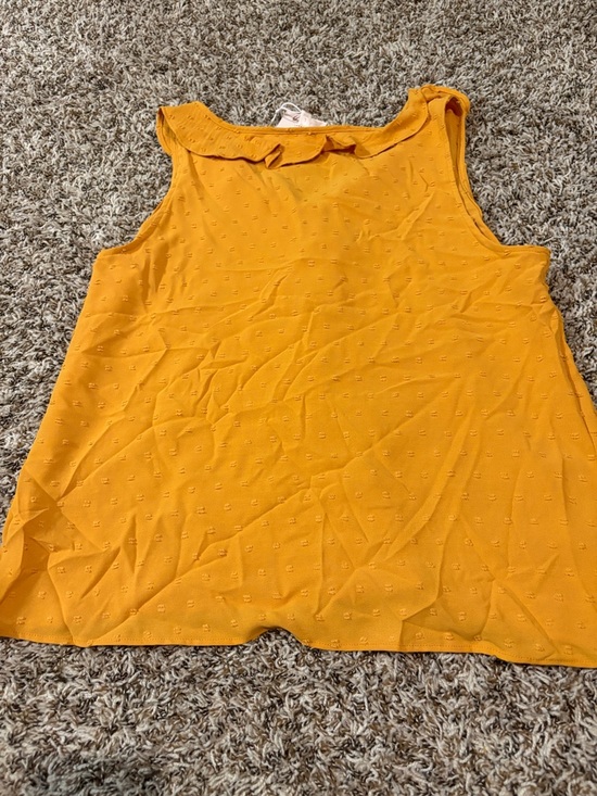 NWT-LC Lauren Conrad yellow Ruffle V-Neck Sleeveless Top - Large - Picture 4 of 7